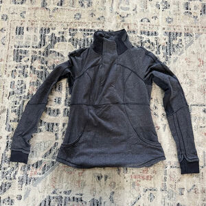 Women's Lululemon Gray Black Herringbone Half-Zip Sweatshirt Size 10